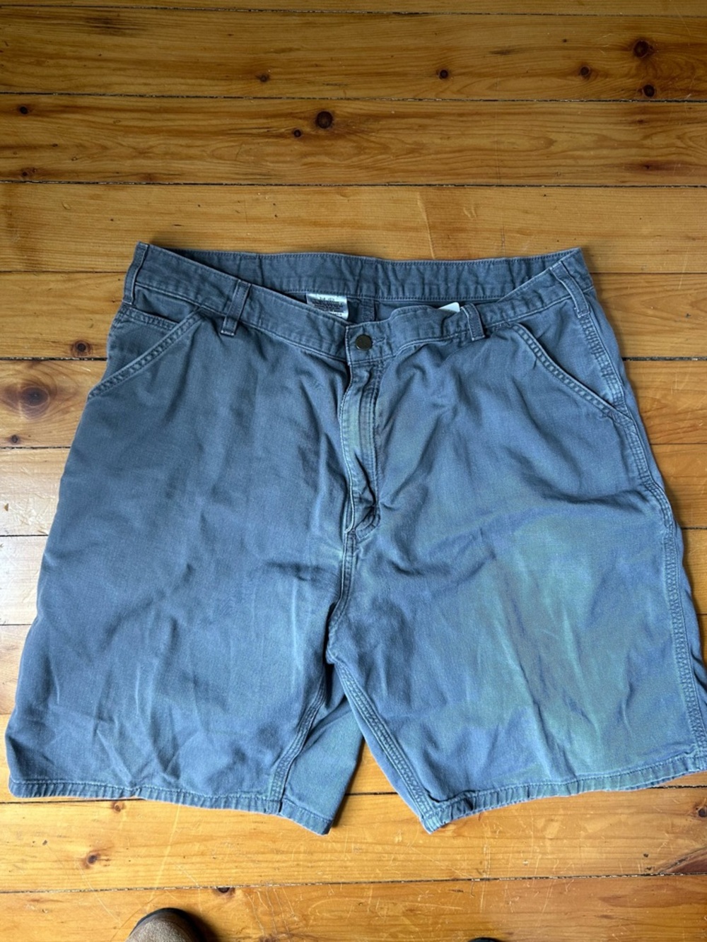 ☀️3/$25 Carhartt vintage gray men’s shorts 40
